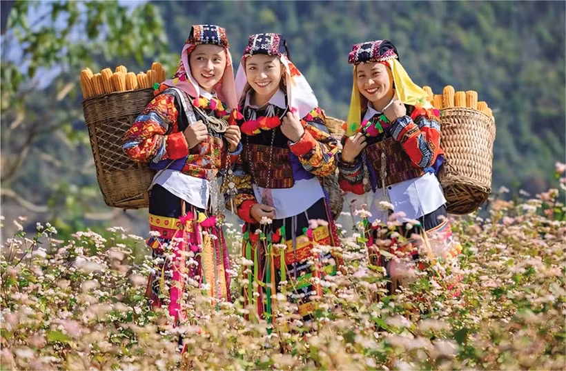 Des femmes issues d'ethnies minoraitaires à Hà Giang. Photo: baodautu.vn