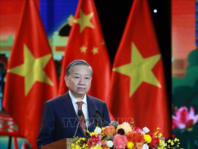 Le secrétaire général du Parti communiste du Vietnam, Tô Lâm s'exprime lors de l'événement. Photo: VNA