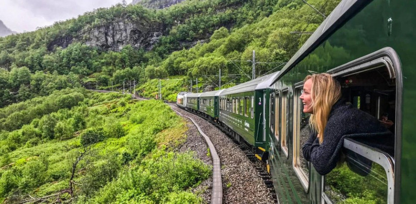 Les touristes vivront plus d'expérience en voyageant en train. Photo: truyenhinhnghean.vn