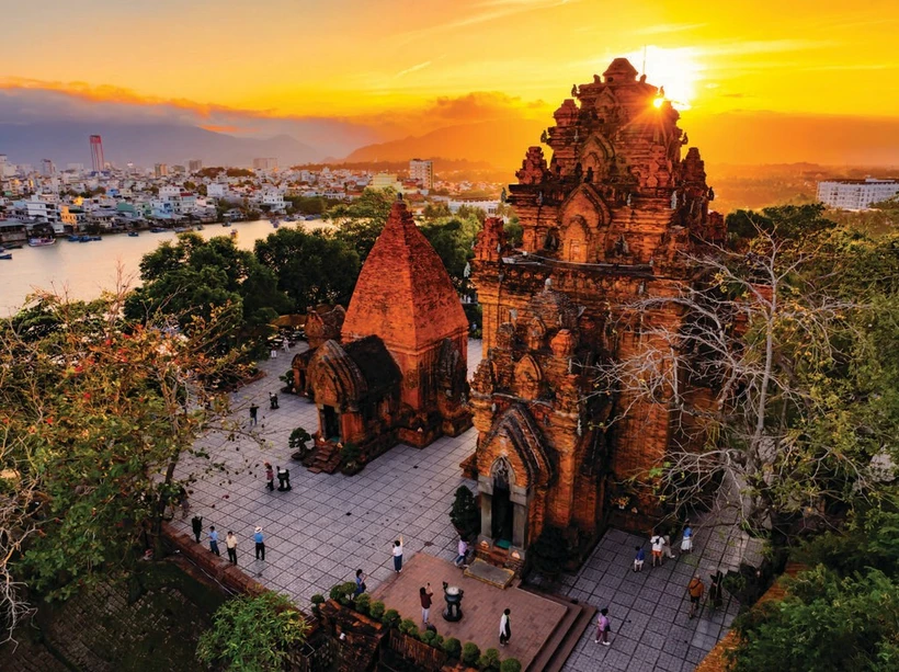 Les tours de Ponagar à Nha Trang (Centre). Photo : VNA