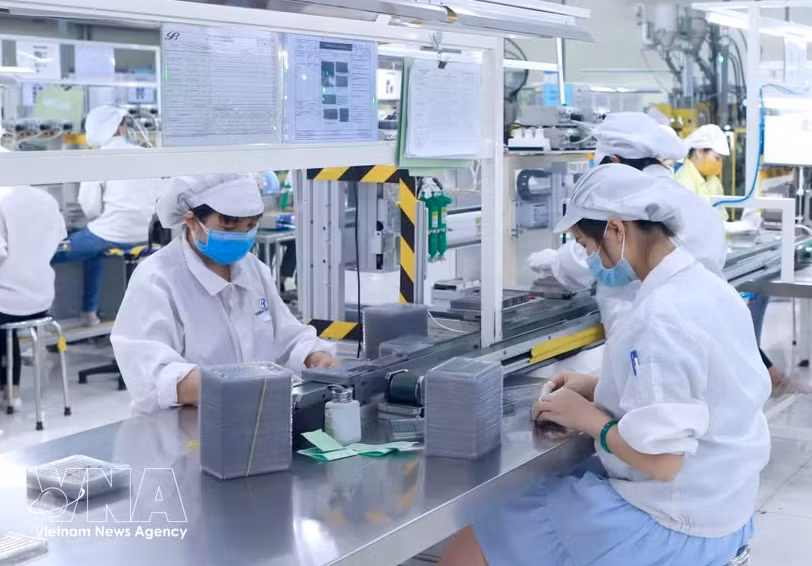 Le Vietnam est exhorté à privilégier les maillons technologiques propres à renforcer sa position dans la chaîne d’approvisionnement mondiale. Photo: VNA