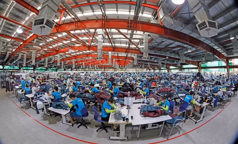 Le ministère de l'Intérieur a proposé la création d'une plateforme nationale centralisée pour les contrats de travail électroniques. Photo: VNA
