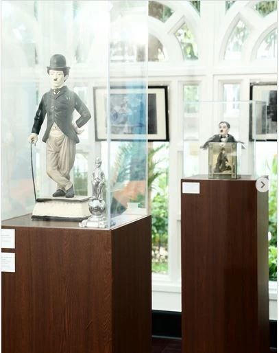 Vue de l’exposition « Charlie Chaplin : Échos d’une légende». Photo: Instagram