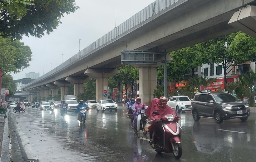 La pluie devrait cesser le 7 août avant que la canicule ne revienne dans le Nord. Photo: hanoimoi.vn