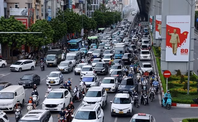 À compter du 1er juillet 2026, les règles des ZFE s’appliqueront au périphérique 1. À compter du 1er janvier 2028, les zones s’étendront aux zones situées à l’intérieur du périphérique 2. Photo : VNA