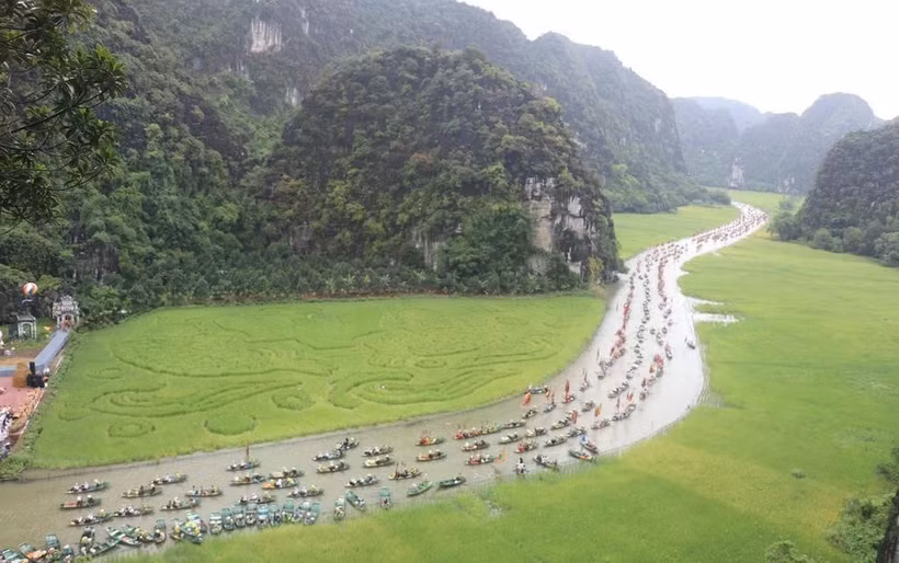 Vue aérienne de la rivière Ngô Dông, province de Ninh Binh (Nord). Photo: VNA