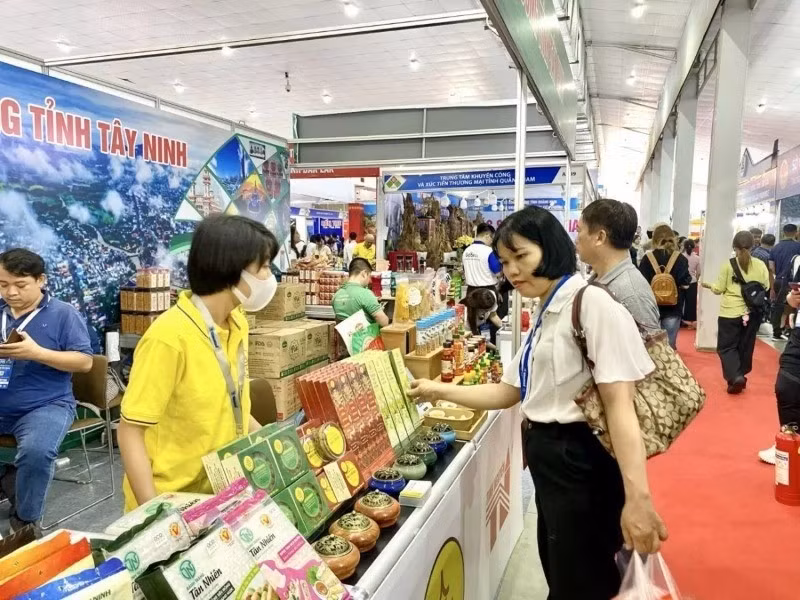 Tây Ninh intensifie la promotion du commerce pour dynamiser la circulation des marchandises. Photo d'illustration : congthuong.