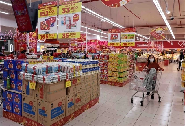 Un supermarché A Go! à Long Biên, Hanoi. La chaîne appartient à Central Retail, qui prévoit d'investir 1,38 milliard de dollars pour élargir ses activités en Thaïlande et au Vietnam. Photo : VNA