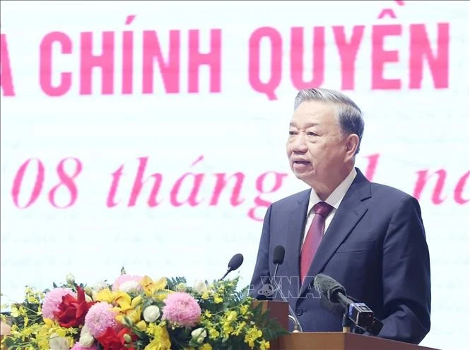 Le secrétaire général Tô Lâm lors de la conférence pour faire le bilan des activités du gouvernement et des administrations locales en 2024 et déployer les tâches pour 2025, à Hanoi, le 8 janvier. Photo : VNA