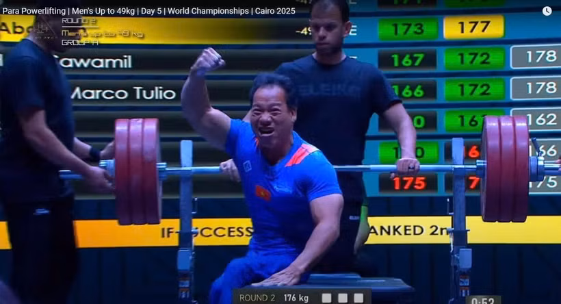 Le powerlifter vietnamien Lê Van Công termine quatrième aux Championnat du monde de para haltérophilie 2025, au Caire, en Égypte. Photo : thethaovietnamplus.vn