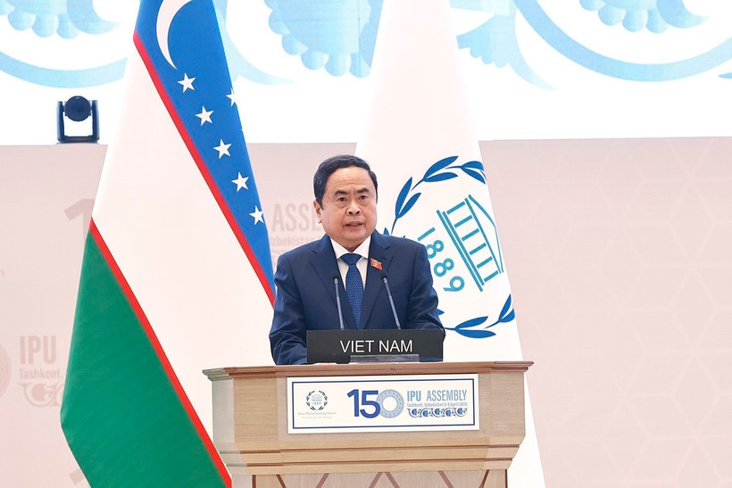 Le président de l’Assemblée nationale du Vietnam, Trân Thanh Mân, s’exprime lors d’un débat de haut niveau du débat général de la 150e Assemblée de l’Union interparlementaire (UIP-150) à Tachkent, en Ouzbékistan, le 6 avril au matin. Photo : VNA
