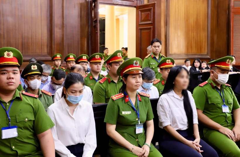 Le procès en appel de l’affaire de Xuyen Viet Oil devant le Tribunal populaire supérieur de Hô Chi Minh-Ville, le 6 mai. Photo: VNA