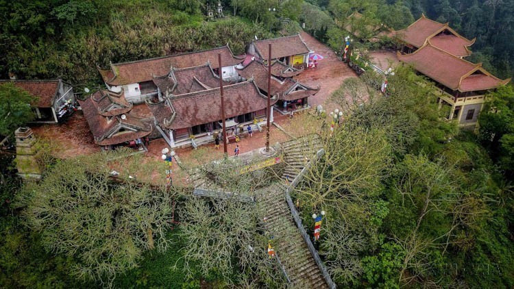 La pagode Hoa Yên, construite sous le règne des Ly (XIe siècle), est la pagode principale de Yên Tu. Photo: VNA