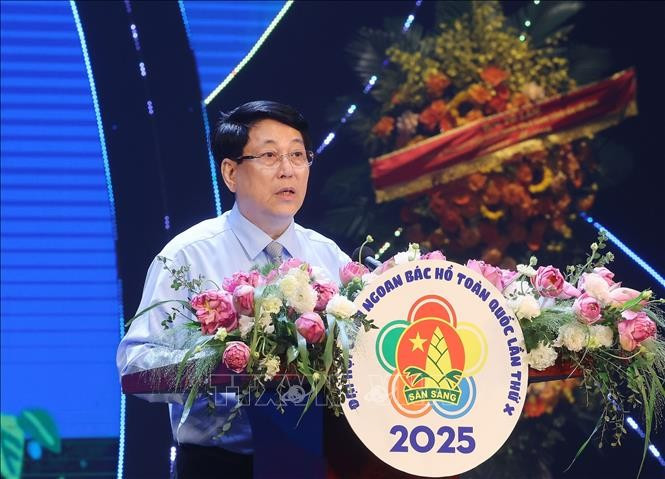 Le président de la République, Luong Cuong s’exprime lors de la cérémonie. Photo : VNA