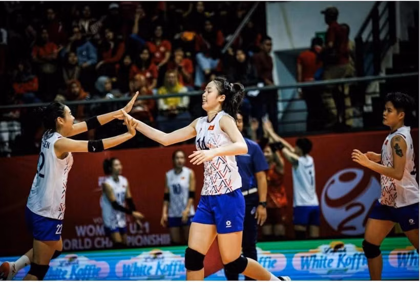 Le Vietnam remporte sa troisième victoire consécutive au Championnats du monde féminin U21 FIVB en battant le Canada et en se rapprochant des huitièmes de finale. Photo : FIVB