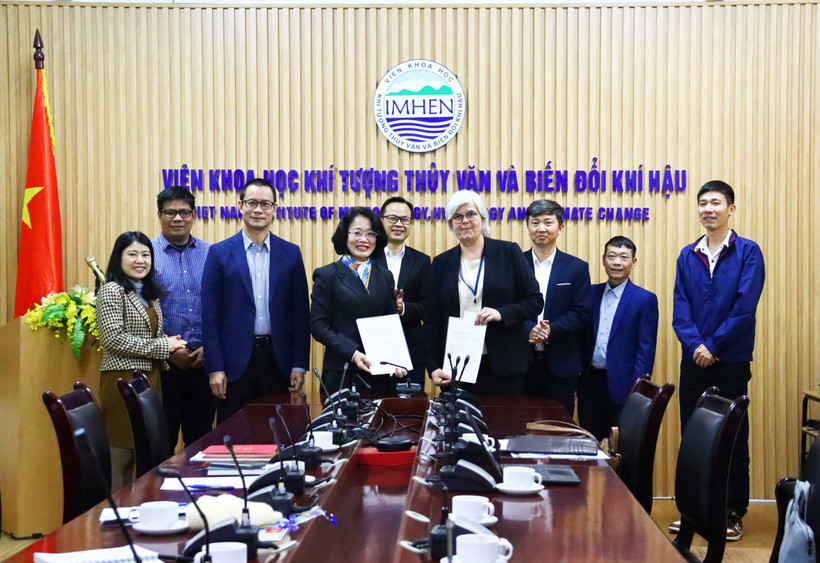 Lors de la cérémonie de signature du protocole d’accord de coopération entre le Vietnam et la Belgique. Photo: VNA