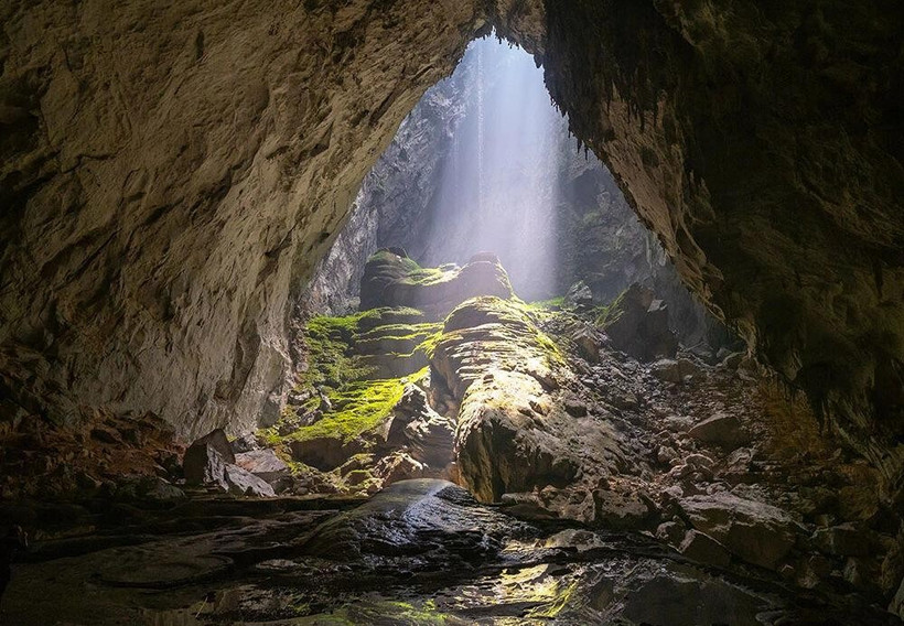 La grotte de Son Doong, la plus grande grotte du monde, mesure environ 9 km de long. Photo : Shutterstock