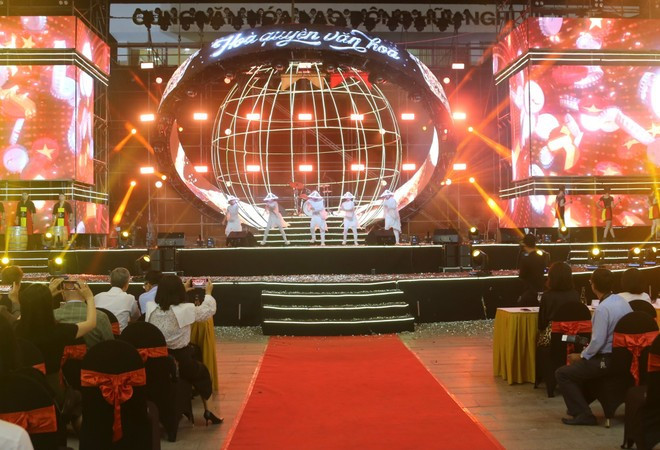 Le Festival culturel et gastronomique Vietnam - Belgique 2024 (B. Fest 2024) s'est tenu le 25 octobre 2024 à Hai Phong. Photo: VNA vna-potal-khai-mac-le-hoi-van-hoa-am-thuc-bi-2024-tai-hai-phong-7671304.jpg