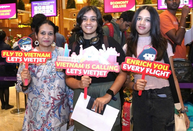 Vietjet a lancé quatre nouveaux vols internationaux reliant Hanoï et Hô Chi Minh-Ville à de grandes villes de Chine (Pékin, Canton) et d'Inde (Bangalore, Hyderabad). Photo: VNA vj-3-1.jpg
