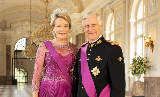 Le roi Philippe et de la reine Mathilde de Belgique: Photo: famille royale belge vuabi.png