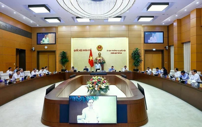 Séance d'ouverture de la 46e réunion du Comité permanent de l'organe législatif. Photo: VNA uy-ban-thuong-vu-quoc-hoi-1.jpg