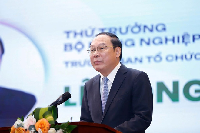 Le vice-ministre de l'Agriculture et de l'Environnement, Lê Công Thành, s'exprime à la cérémonie. Photo: VNA thu-truong-thanh-20250919093308.jpg