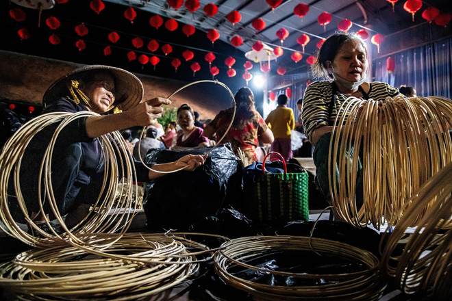 07-phien-cho-chop-nhoang-giu-nghe-tram-nam-8657750.jpg