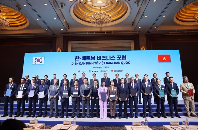 vna-potal-tong-bi-thu-to-lam-va-thu-tuong-han-quoc-du-dien-dan-kinh-te-viet-nam-han-quoc-8205095.jpg