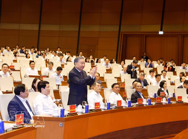 vnanet-vna-potal-hoi-nghi-toan-quoc-nghien-cuu-hoc-tap-quan-triet-va-trien-khai-thuc-hien-nghi-quyet-hoi-nghi-lan-thu-hai-ban-chap-hanh-trung-uong-8697148.jpg