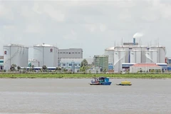 Entrepôt de pétrole importé de Petrolimex au port de Hai Phong. Photo : VNA