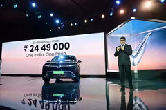 Lors du lancement du tout nouveau VF MPV 7. Photo : VinFast