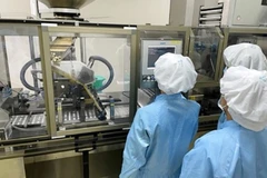 Dans un contexte de reprise économique mondiale et de demande croissante en matière de soins de santé, le marché vietnamien des fusions-acquisitions (M&A) dans les secteurs de la santé et de la pharmacie s'impose comme une destination de choix pour les capitaux étrangers. Photo : VNA