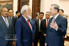Le Premier ministre de la République démocratique du Timor-Leste, Kay Rala Xanana Gusmão et le secrétaire général du Parti communiste du Vietnam et président, Tô Lâm (droite). Photo : VNA