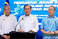 Le Premier ministre malaisien Anwar Ibrahim s'exprime lors de la conférence de presse (Photo : Bernama)