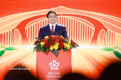 Le Premier ministre Pham Minh Chinh lors de la cérémonie de clôture de la première Foire du Printemps 2026. Photo : VNA