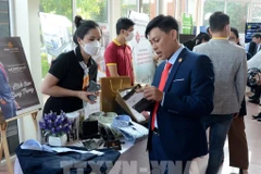 Les individus peuvent ainsi s’intégrer plus profondément aux chaînes de valeur modernes, au-delà des activités de petite échelle. Photo : VNA