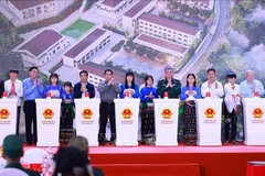 Le Premier ministre Pham Minh Chinh a assisté, le 9 novembre, à une cérémonie organisée dans la commune de Yen Khuong, province centrale de Thanh Hoa. Photo : VNA