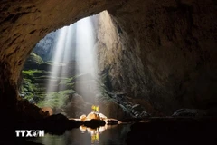 Travel+Leisure salue Son Doong comme la plus grande grotte du monde. Photo : VNA