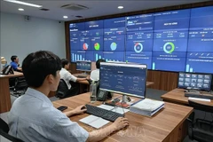 Au Centre des opérations intelligentes (IOC) de Da Nang. Photo : VNA