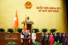 Le président de la République socialiste du Vietnam, Tô Lâm, prête serment lors de sa prise de fonctions. Photo : VNA