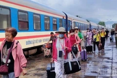 On s'attend à une forte hausse de la demande de voyages pendant les quatre jours de congé du Nouvel An. Photo : Nhandan online