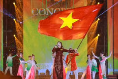 Prestation artistique lors du concert « Le Vietnam en moi ». Photo : VNA