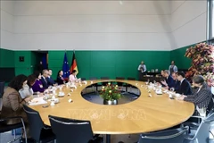 La délégation vietnamienne a eu des entretiens avec Bodo Ramelow, vice-président du Bundestag, Malte Kaufmann. Photo : VNA