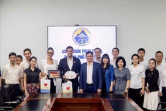 Séance de travail entre la Fédération de pickleball de Da Nang (DPF) et les dirigeants de la Coupe du monde de pickleball, dans le cadre de leur visite au Vietnam. Photo : DPF