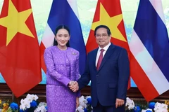 Le Premier ministre vietnamien Pham Minh Chinh et la Première ministre thailandaise Paetongtarn Shinawatra. Photo : VNA