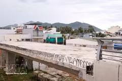 Le projet d'échangeur de Ngoc Hoi, dans le quartier de Tay Nha Trang (province de Khanh Hoa), dont certains éléments restent à achever. Photo d'illustration : VNA