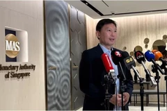 Le vice-président de l'Autorité monétaire de Singapour, Chee Hong Tat, s'adresse aux médias le 27 mars 2026. (Photo : CNA)