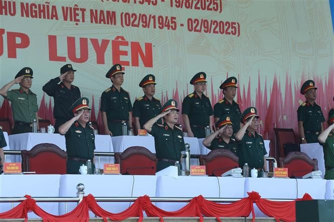 vna-potal-tong-hop-luyen-dieu-binh-dieu-hanh-ky-niem-quoc-khanh-29-8153833.jpg