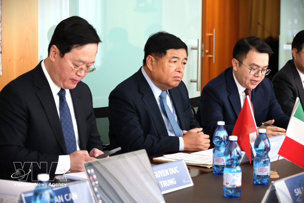 vnanet-potal-pho-thu-tuong-nguyen-chi-dung-lam-viec-voi-hiep-hoi-cong-nghiep-assolombarda-cua-italy-8654285.jpg