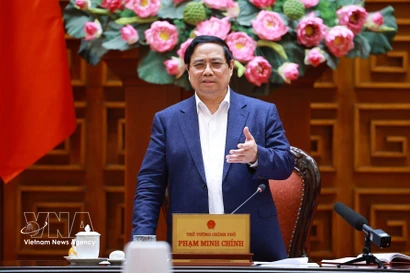 Le Premier ministre Pham Minh Chinh s'exprime lors de la réunion du 10 mars. Photo: VNA